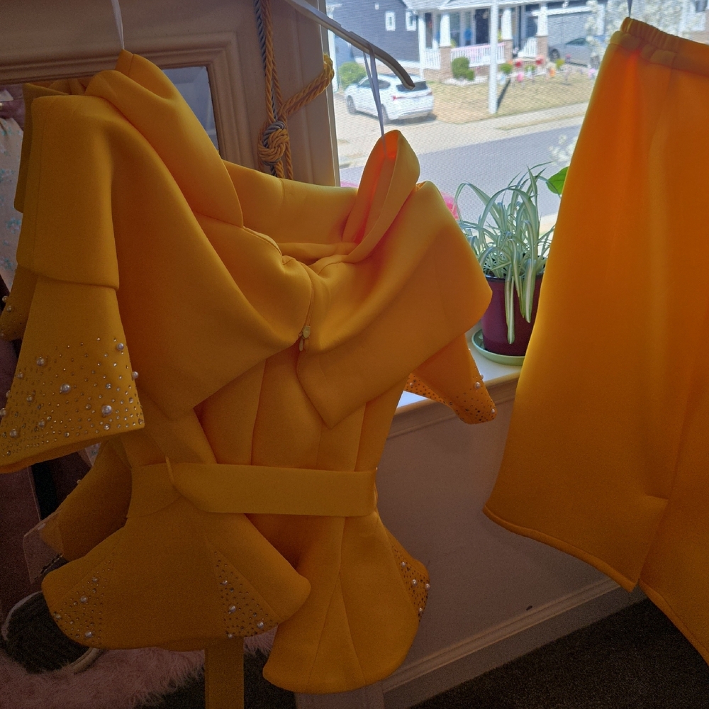 Yellow Ribbed Asymmetrical Cocktail Dress with Bell Sleeves